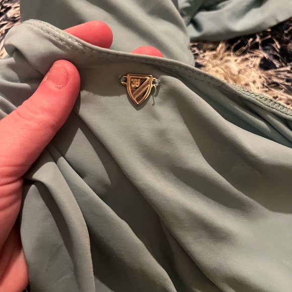 Cremieux one-piece swimsuit with flutter sleeves- medium - Picture 5 of 8